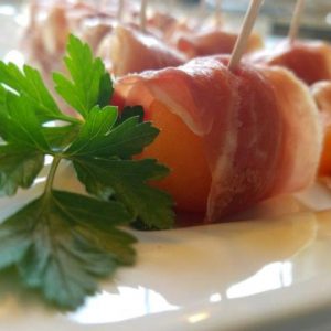 Cantaloupe & Prosciutto Bites (1)